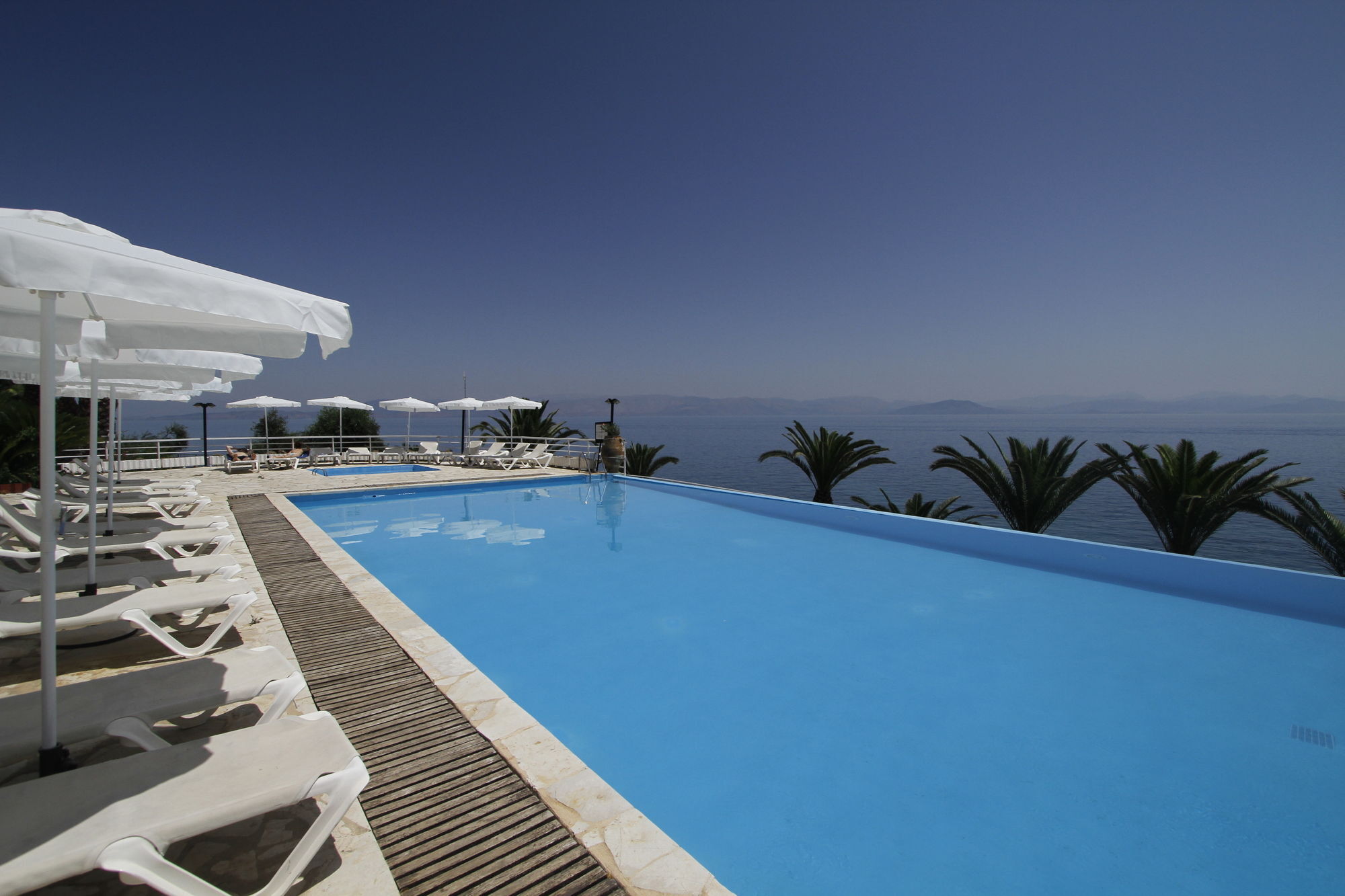 Corfu Maris Bellos Benitses (Corfu) Exterior foto